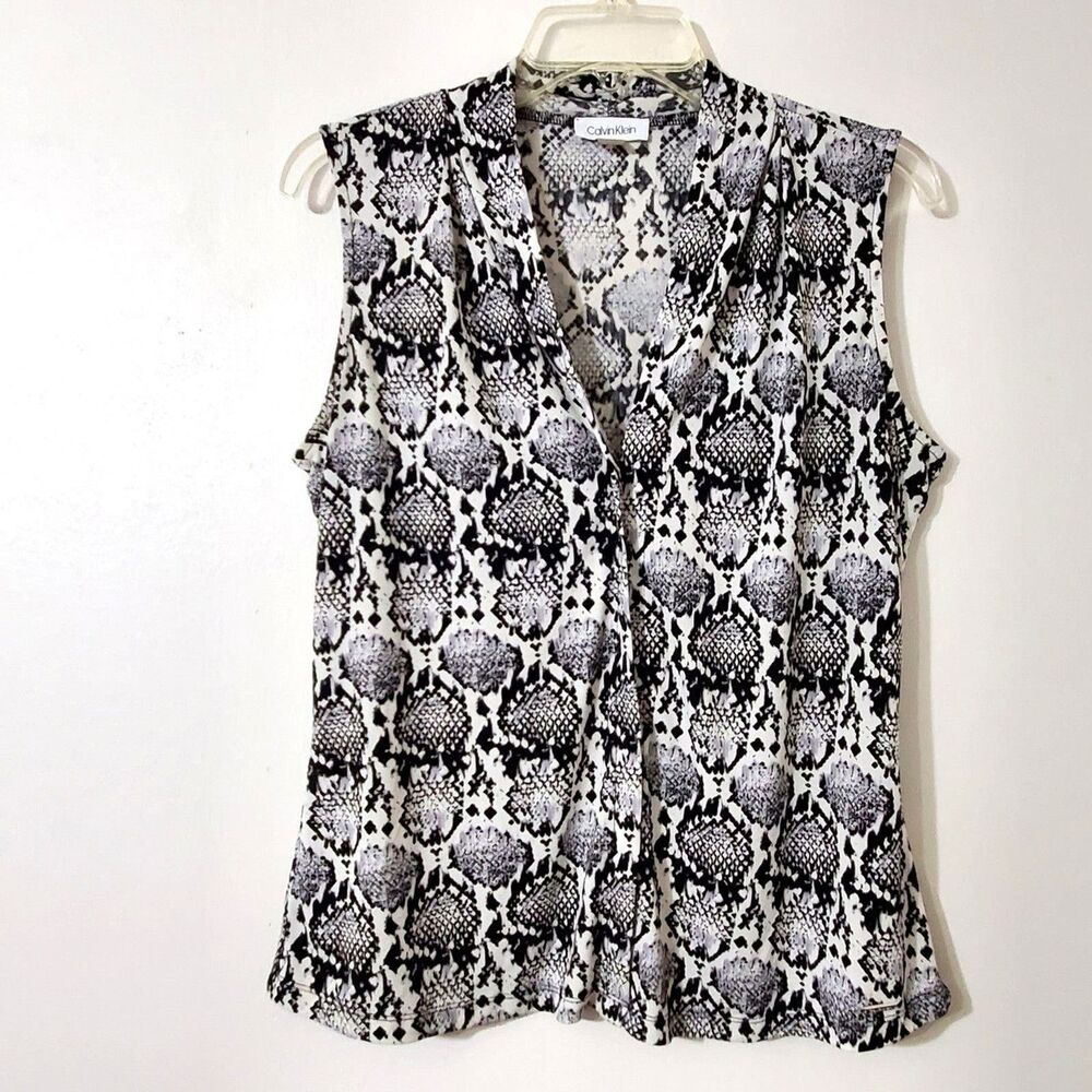 Calvin Kline Womens Sz Medium Snakeskin Print Black & White Sleeveless Pullover